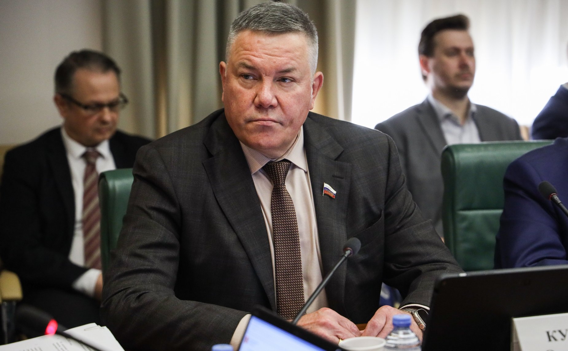 Олег Кувшинников