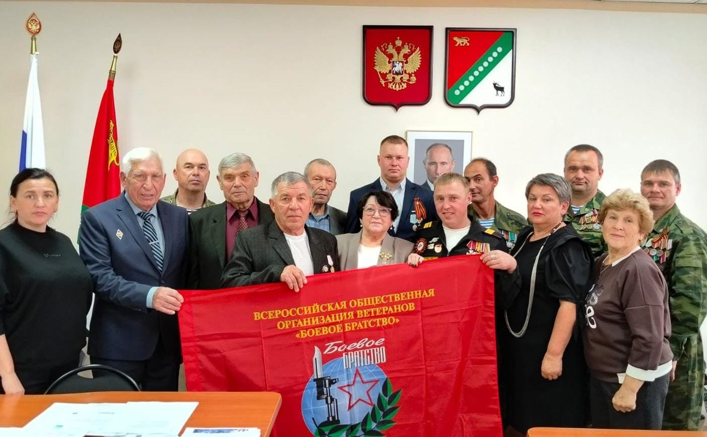 В рамках региональной недели Людмила Талабаева встретилась с ветеранами, обсудила поддержку участников СВО и вручила благодарности активистам