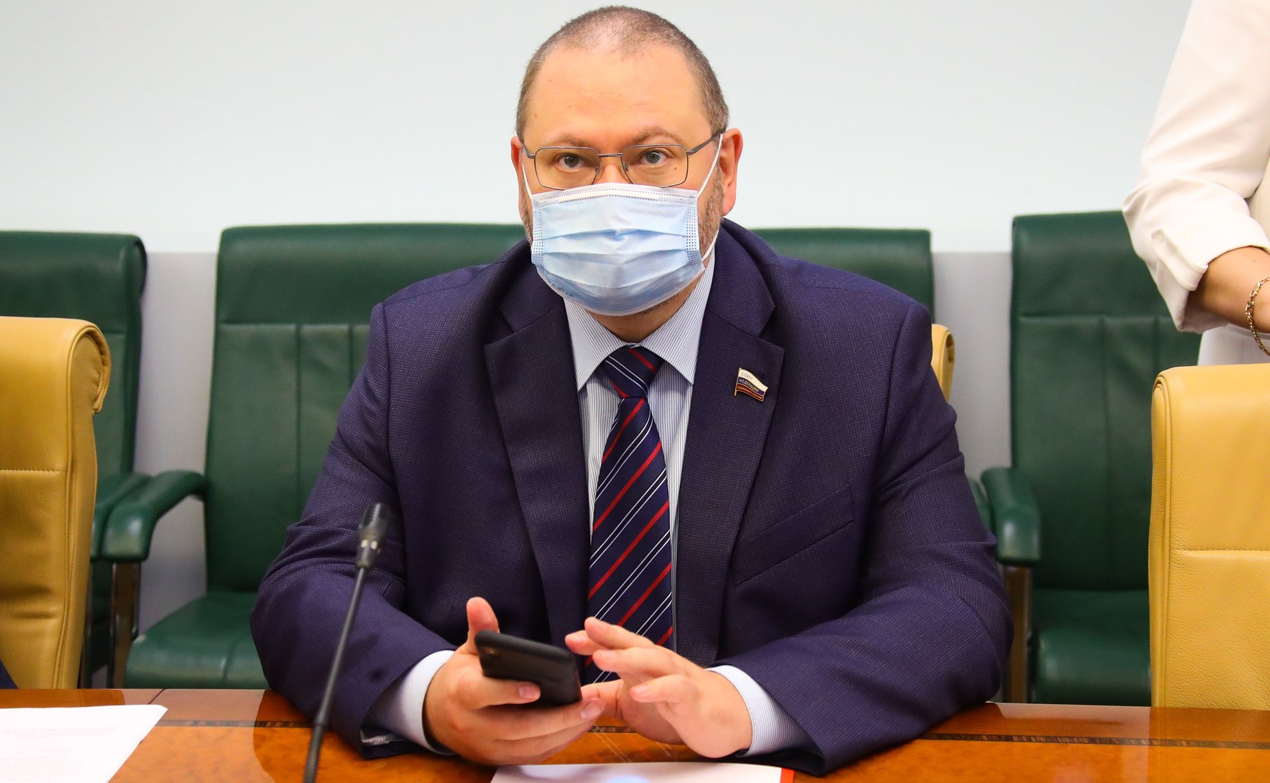 Олег Мельниченко