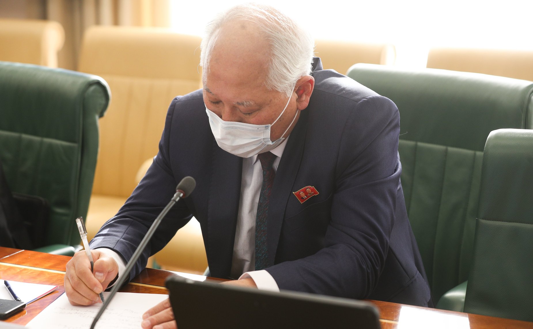 Встреча председателя Комитета СФ по международным делам Григория Карасина с Чрезвычайным и Полномочным послом КНДР в РФ