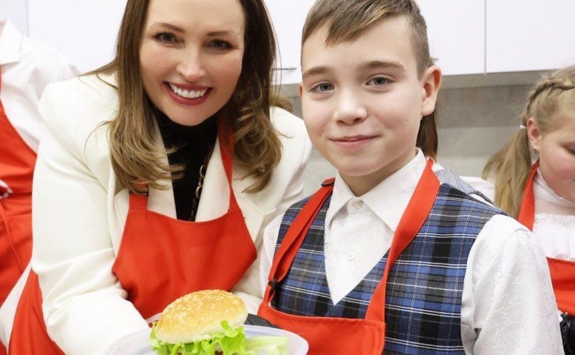 Ольга Щетинина приняла участие в открытии «Центра правильного питания» в школе №3 города Дзержинск Нижегородской области