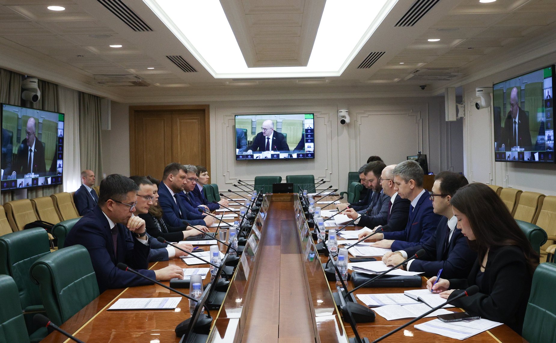 Совещание Комитета Совета Федерации по экономической политике на тему «Проблемные вопросы перевозки грузов металлургии и машиностроения железнодорожным транспортом»