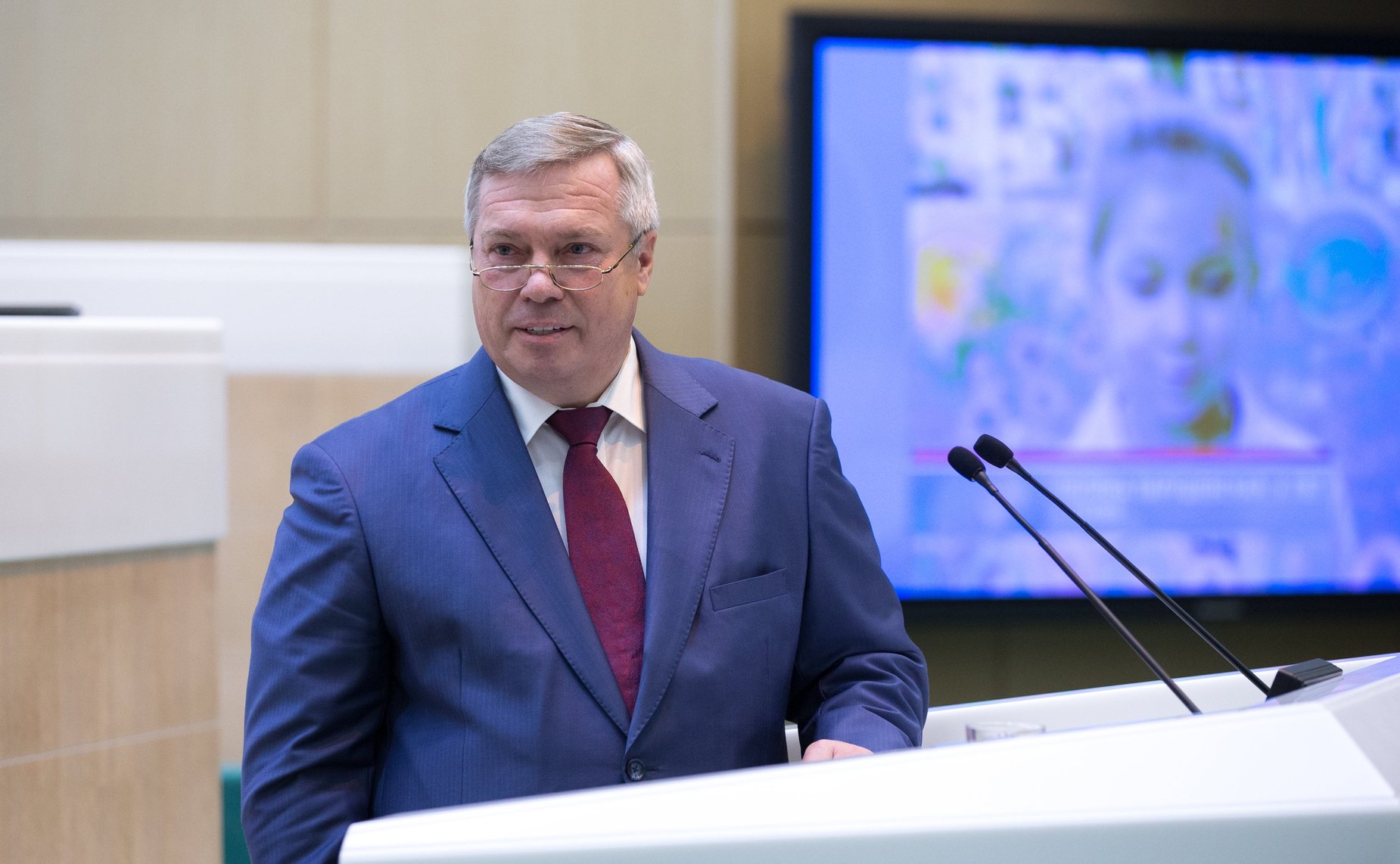 Губернатор Ростовской области В. Голубев