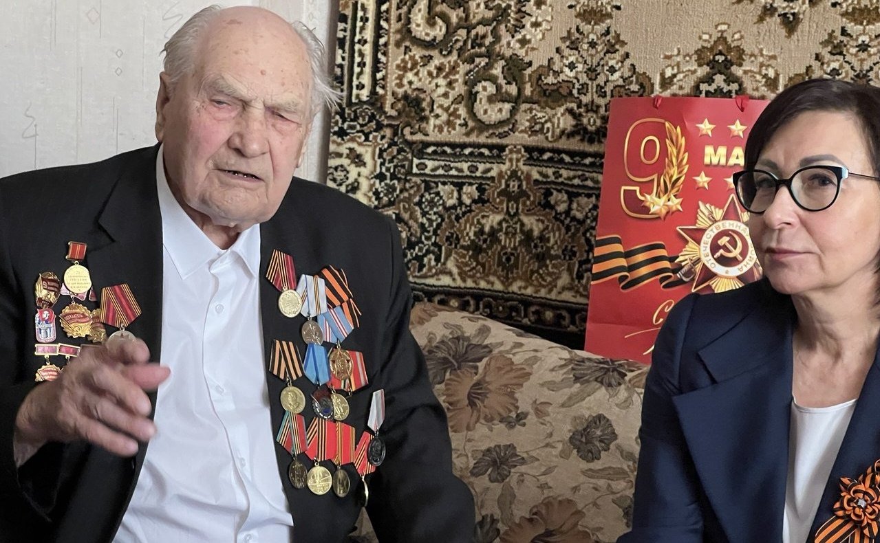 Наталья Котова в преддверии 80-летнего юбилея дня Великой Победы встретилась с ветераном Великой Отечественной войны