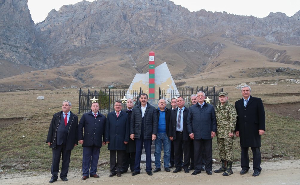 Сенаторы почтили память пограничников