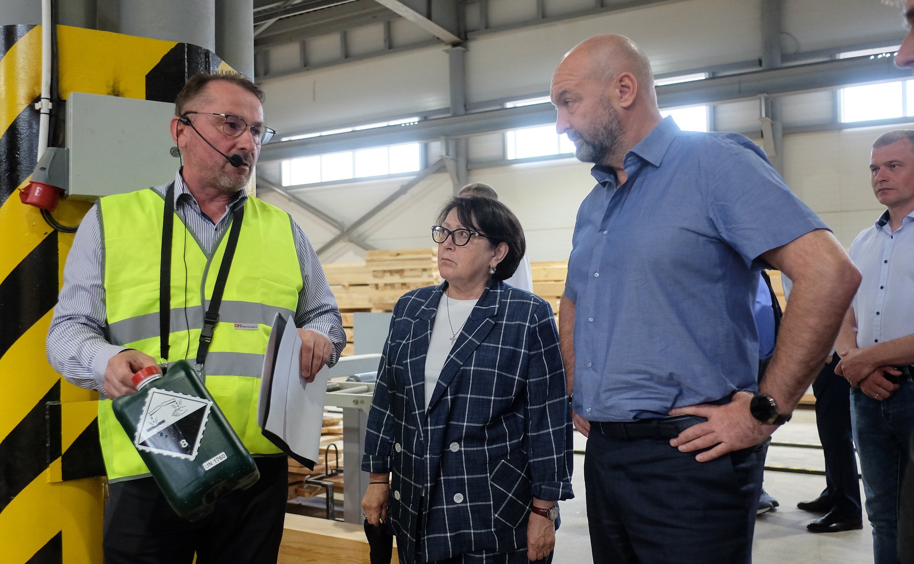 Сенаторы посетили деревоперерабатывающие предприятия в Кировской области