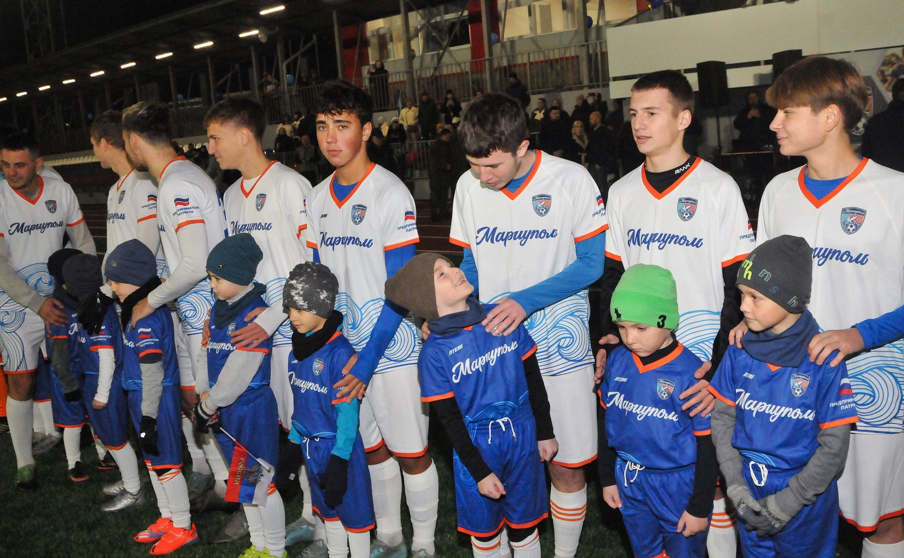 Первый заместитель Председателя СФ Владимир Якушев и глава Донецкой Народной Республики Денис Пушилин открыли восстановленный спорткомплекс «Портовик»