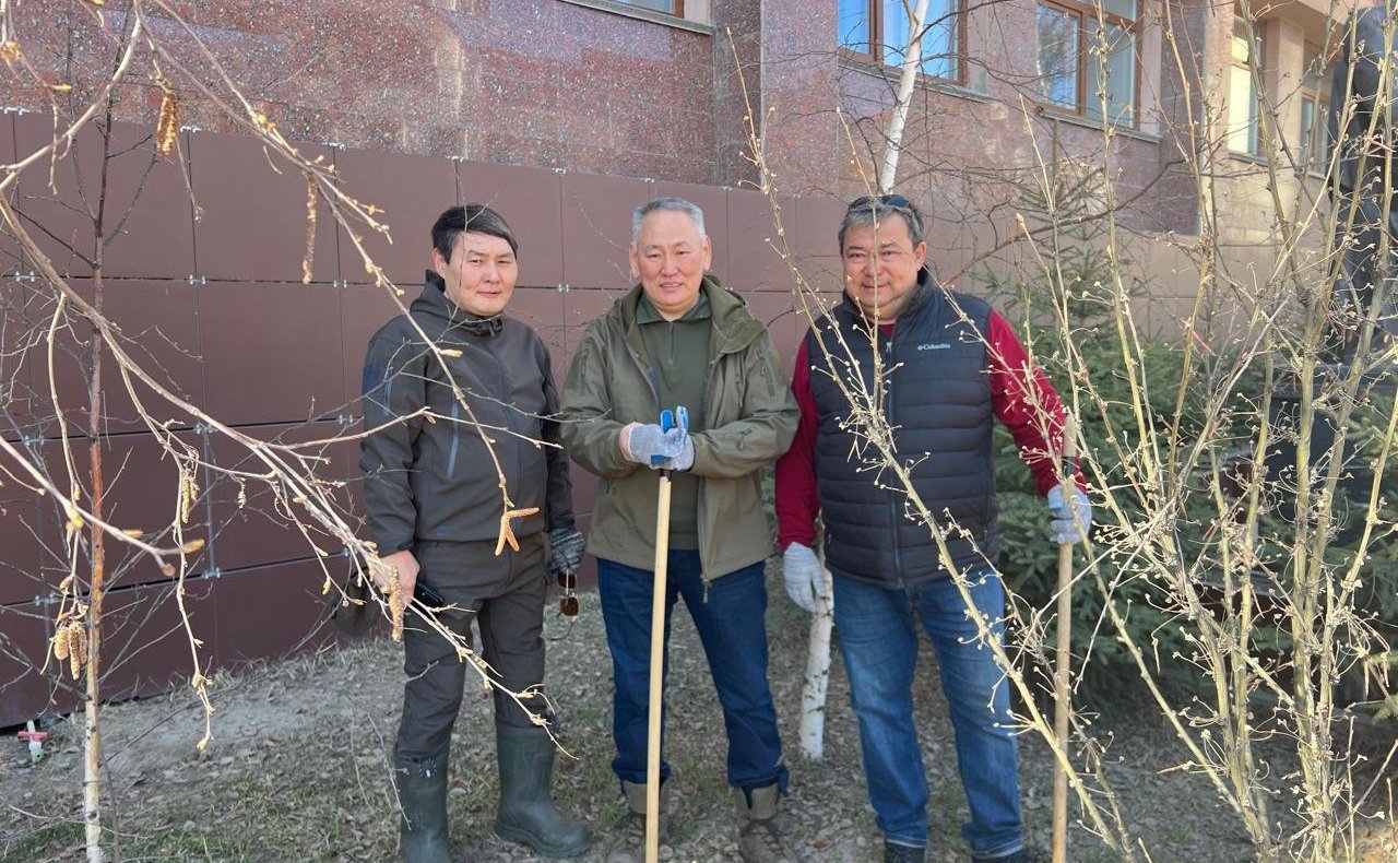 Сахамин Афанасьев принял участие во Всероссийском субботнике