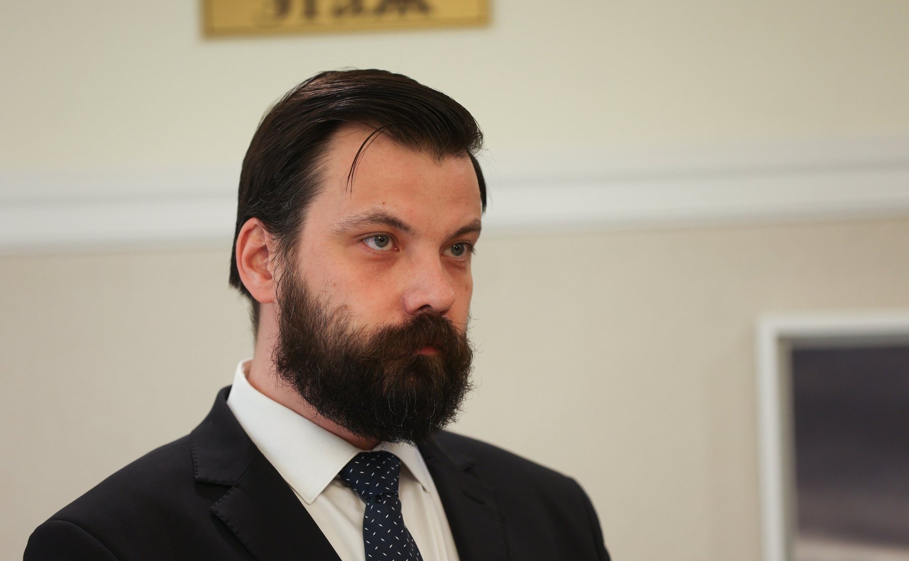 В Совете Федерации проходит выставка картин «Портрет семьи»