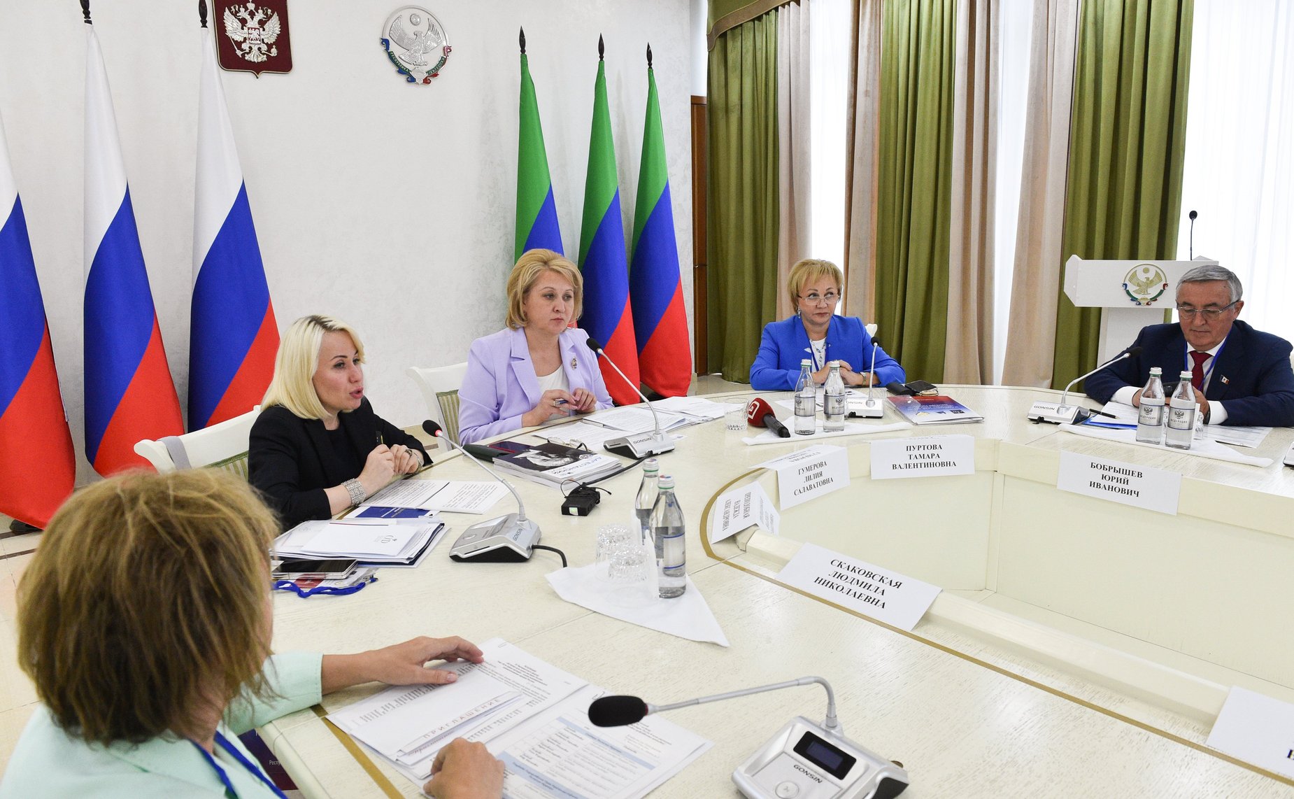 Заседание секции «Поддержка многонациональной культуры России в целях укрепления и развития традиционных духовно-нравственных ценностей» IX Парламентского форума «Историко-культурное наследие России»