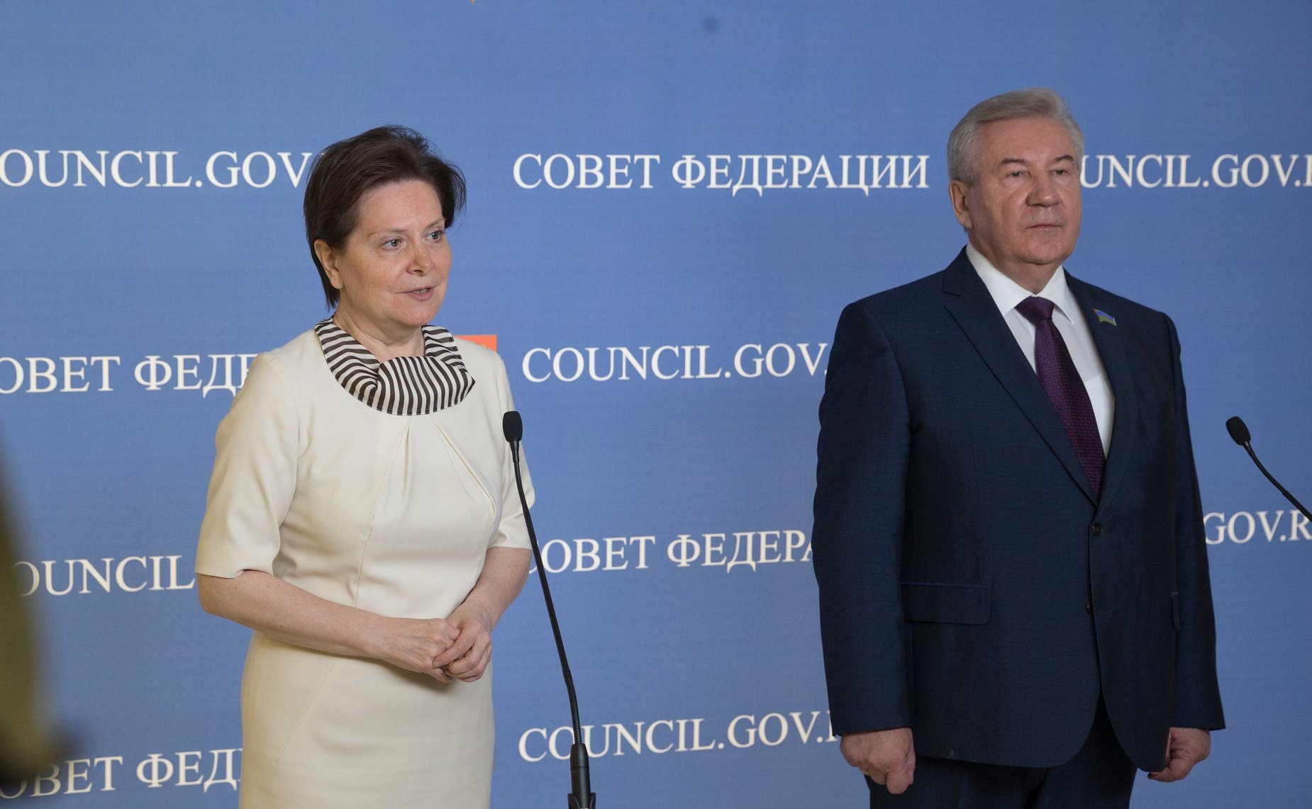 Н. Комарова и Б. Хохряков