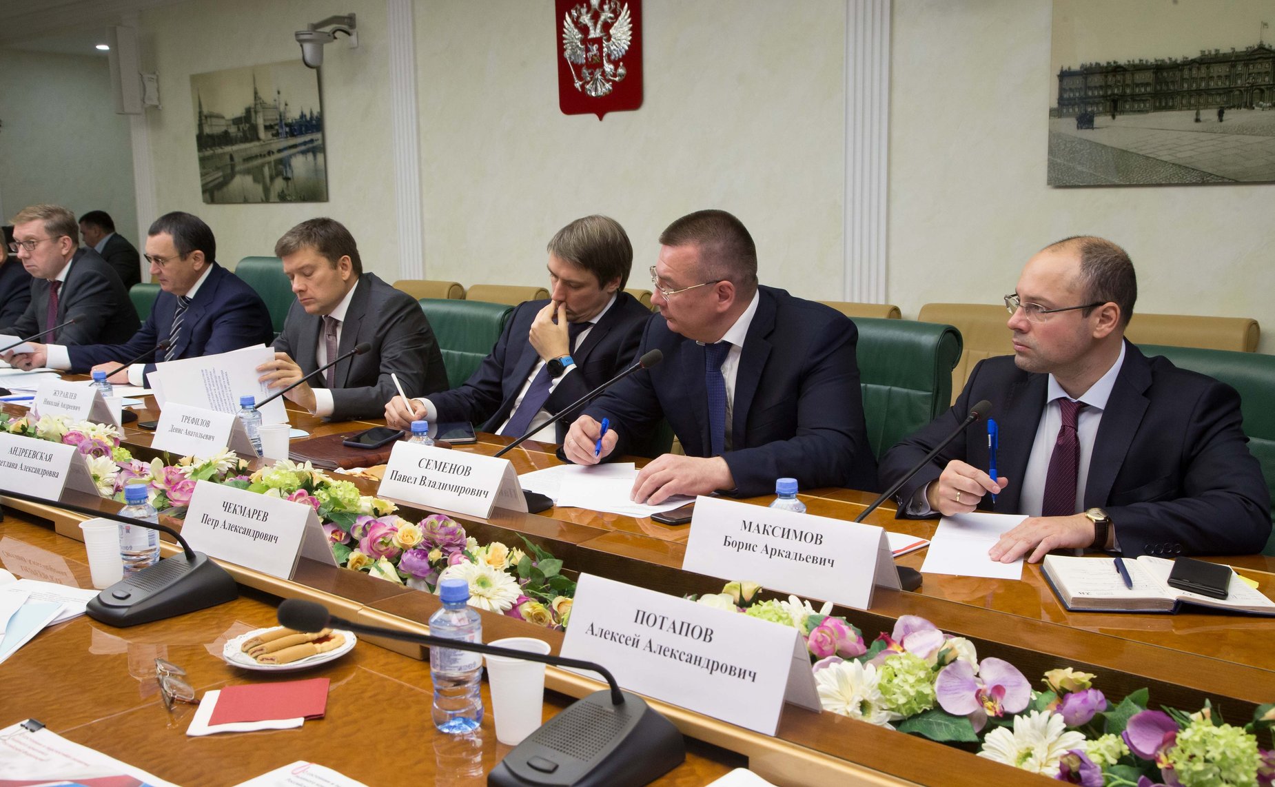 Совещание на тему «О мерах по развитию льноводства»