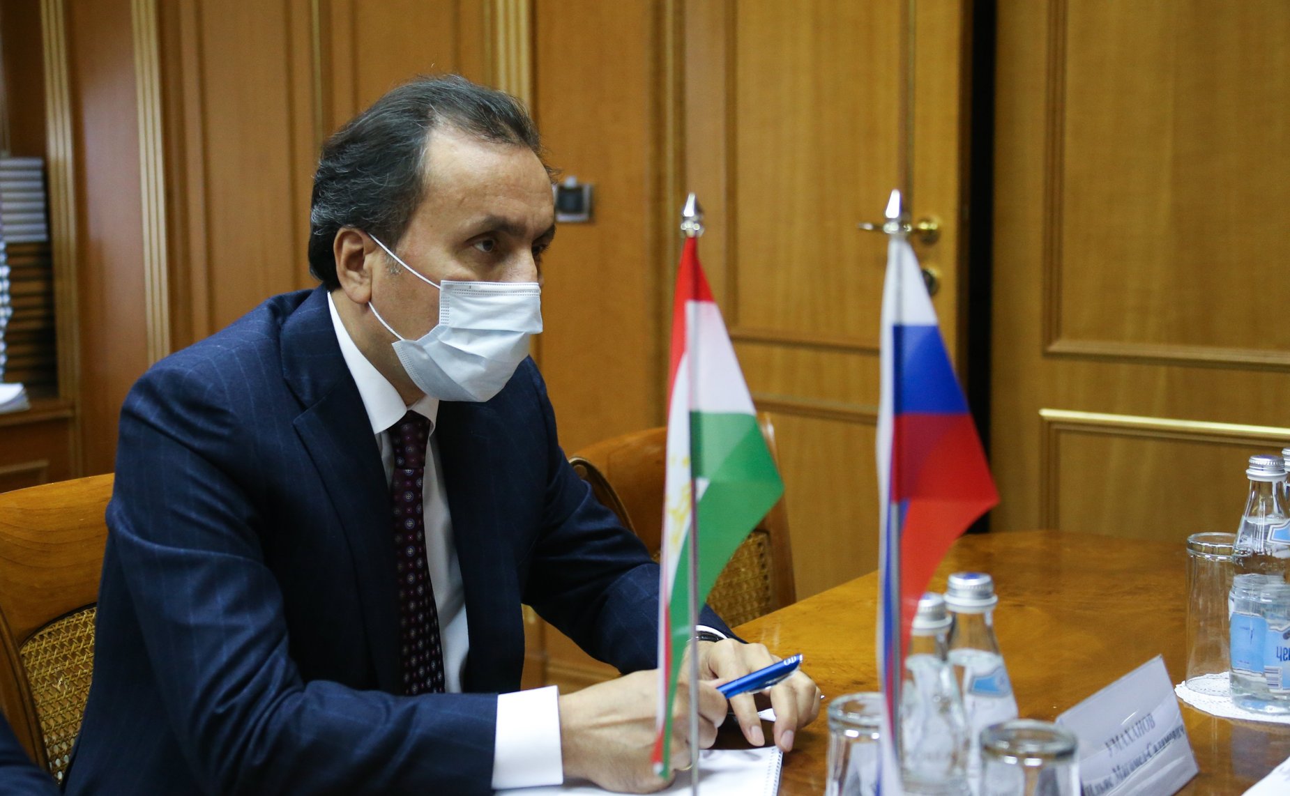 Встреча заместителя Председателя СФ Ильяса Умаханова с Чрезвычайным и Полномочным послом Республики Таджикистан в РФ