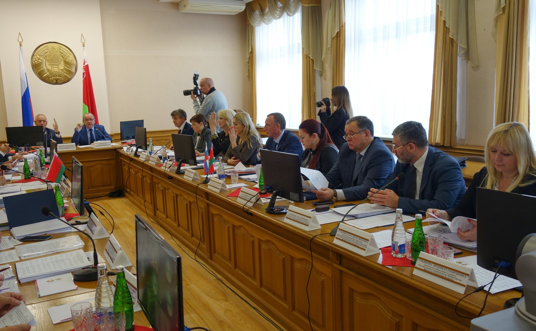 Заседание Комиссии Парламентского Собрания по бюджету, налогам и финансовому рынку и Комиссии Парламентского Собрания по экономической политике, промышленности и торговле