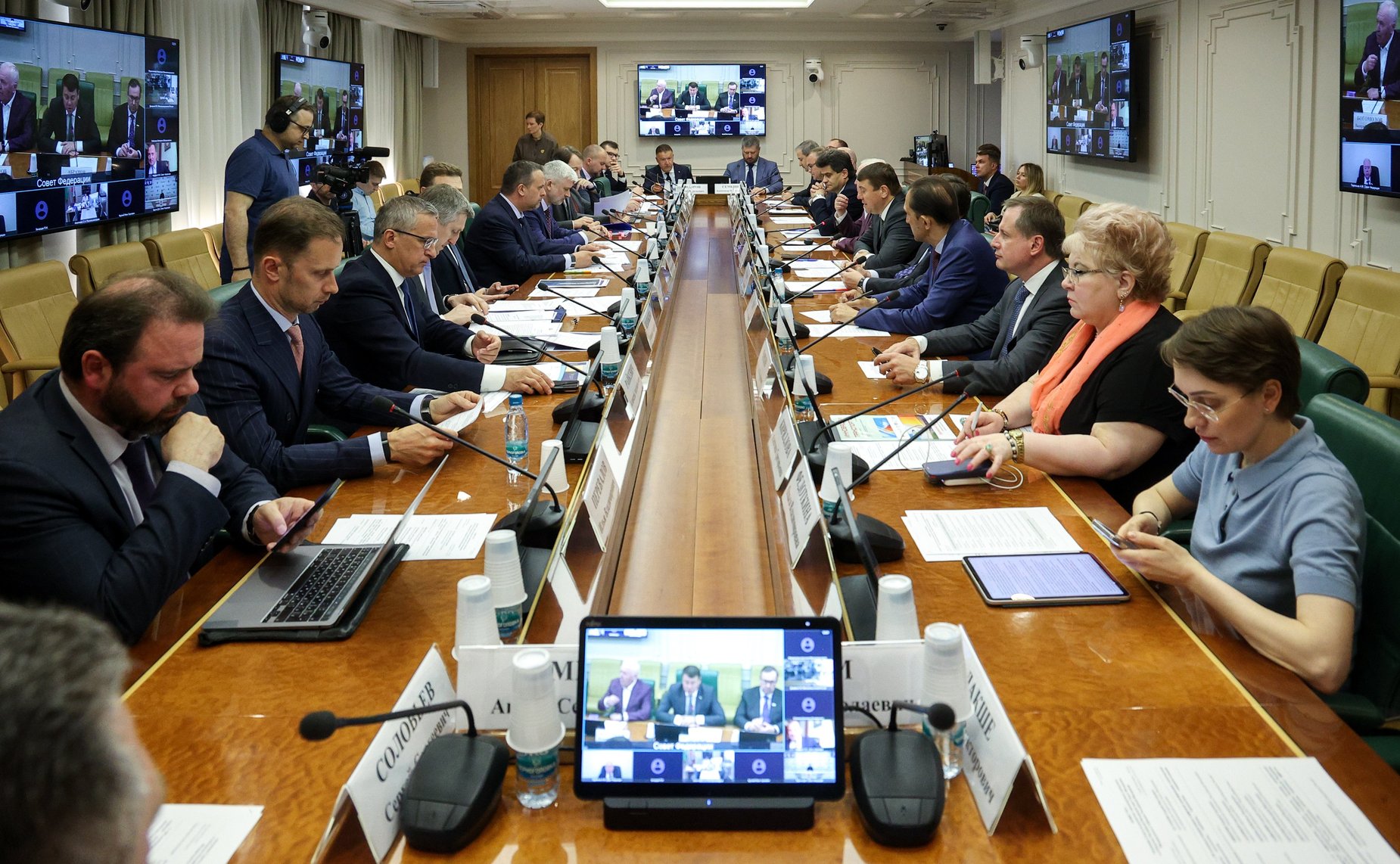 Заседание Совета по развитию транспортного комплекса в субъектах РФ при Совете Федерации