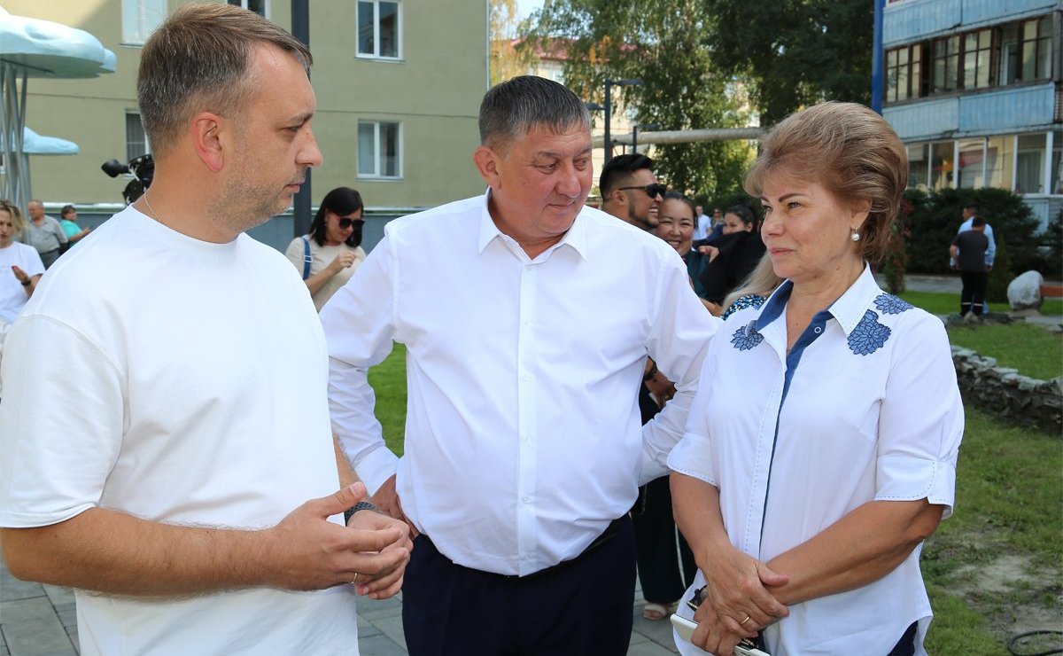 Открытие обновленного сквера «Сад камней» в центре Горно-Алтайска