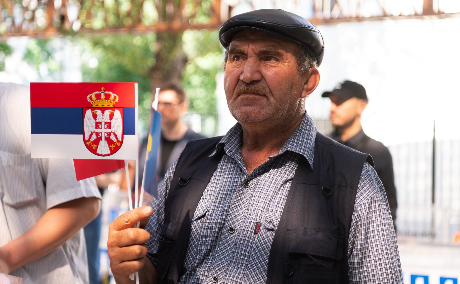 Акция в поддержку правительства Сербии в связи с нестабильной обстановкой на границе с регионом Косово и Метохия