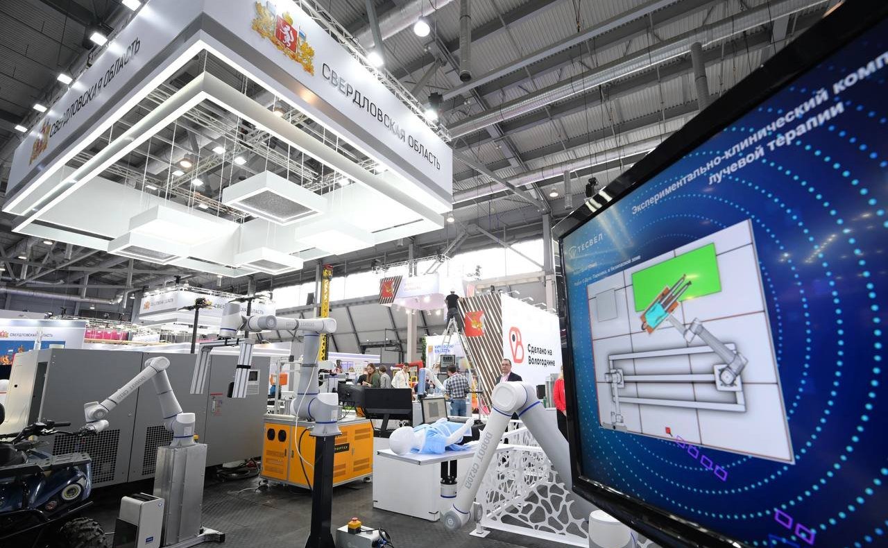 Виктор Шептий принял участие в XV Международной промышленной выставке «Иннопром-2025»