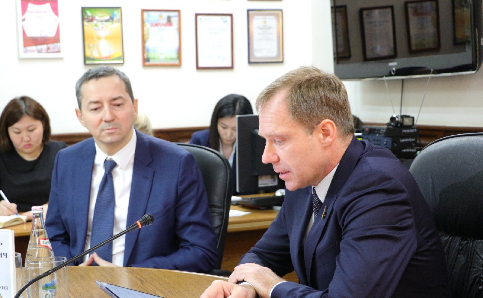 Рабочий визит в Калмыкию членов Временной комиссии СФ по совершенствованию правового регулирования в сфере государственного и муниципального контроля