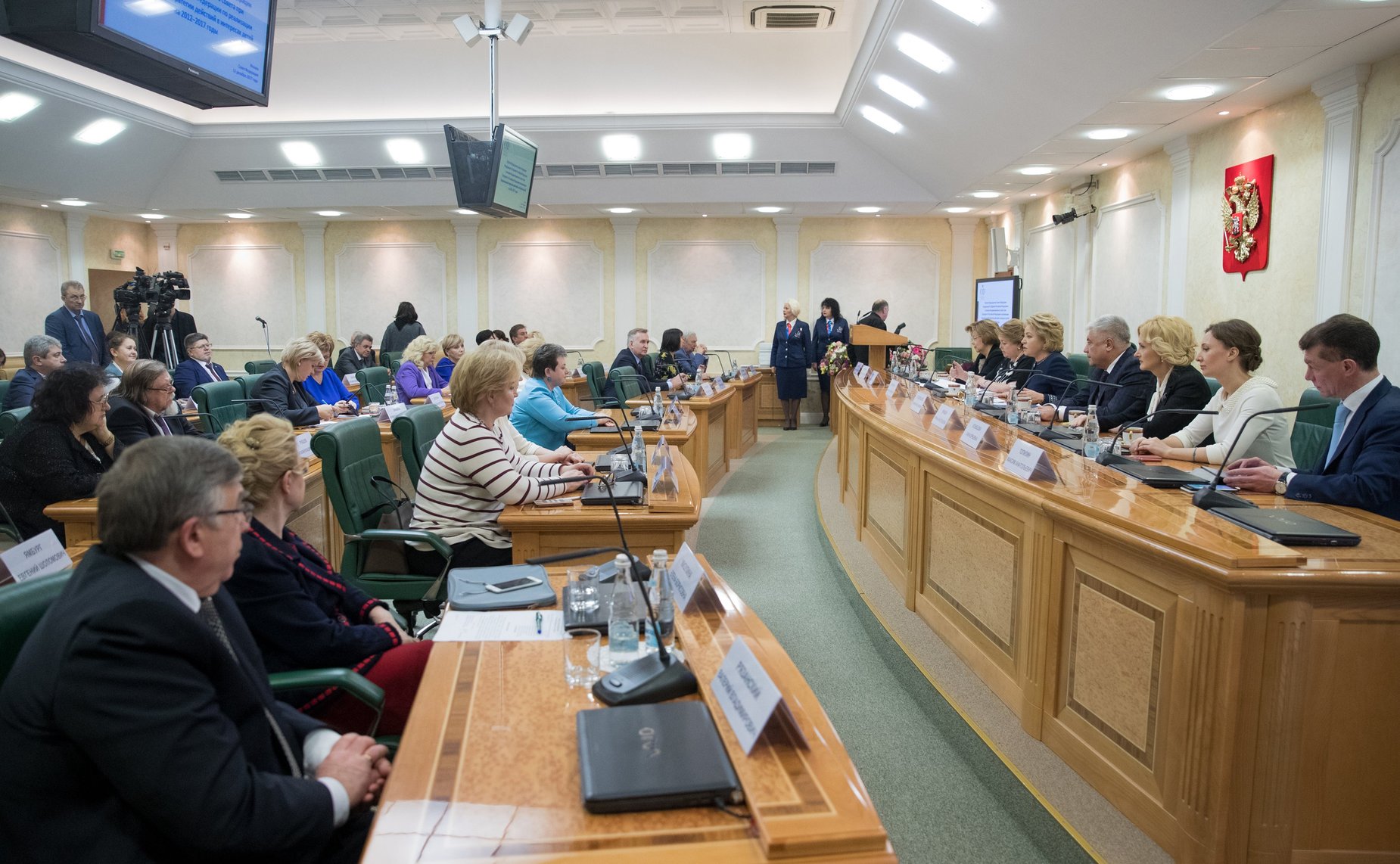 Встреча В. Матвиенко с членами Координационного совета при Президенте РФ по реализации Национальной стратегии действий в интересах детей на 2012–2017 гг