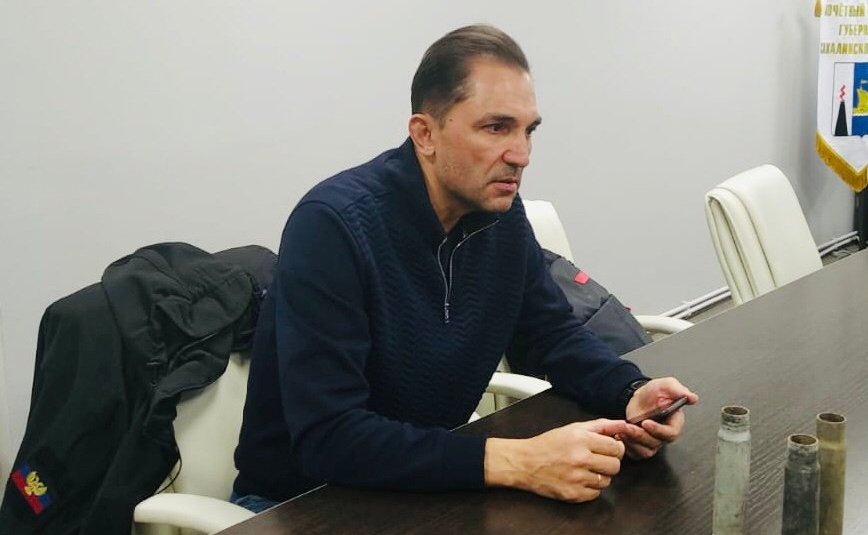 Андрей Хапочкин по итогам поездки в Донбасс передал партию экспонатов в Сахалинский исторический парк «Россия — моя история»