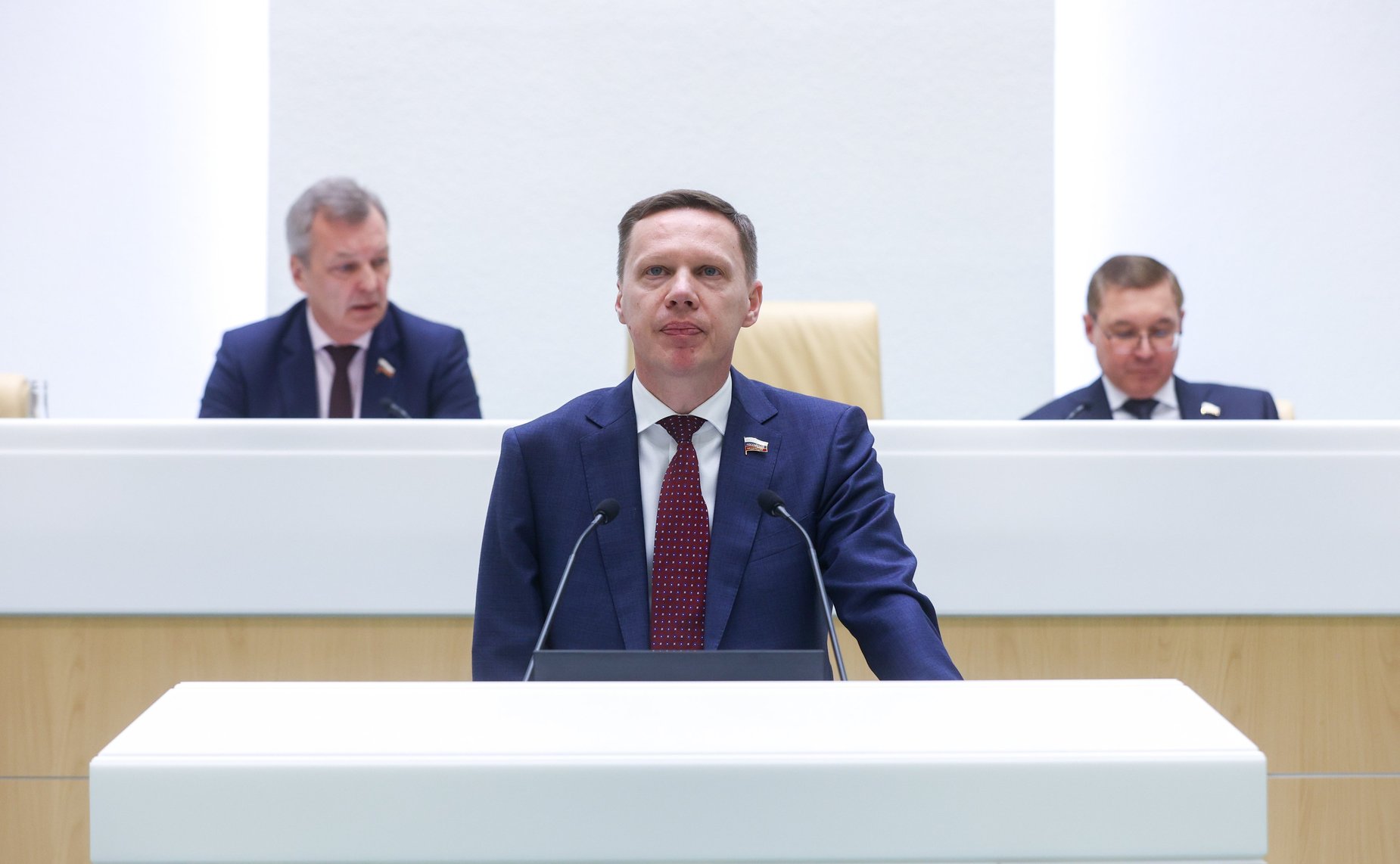 Виталий Назаренко