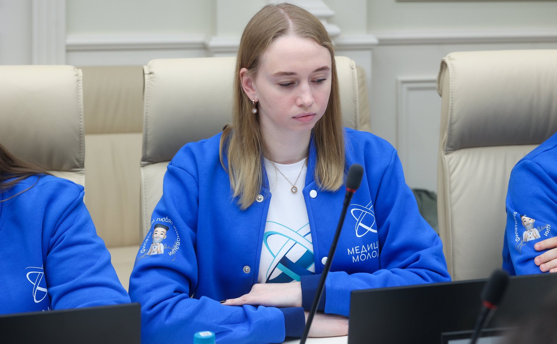 Круглый стол Комитета СФ по социальной политике «Актуальные вопросы совершенствования мер поддержки молодых специалистов, работающих в сфере здравоохранения (в рамках проекта «Всероссийская научная школа «Медицина молодая»)»