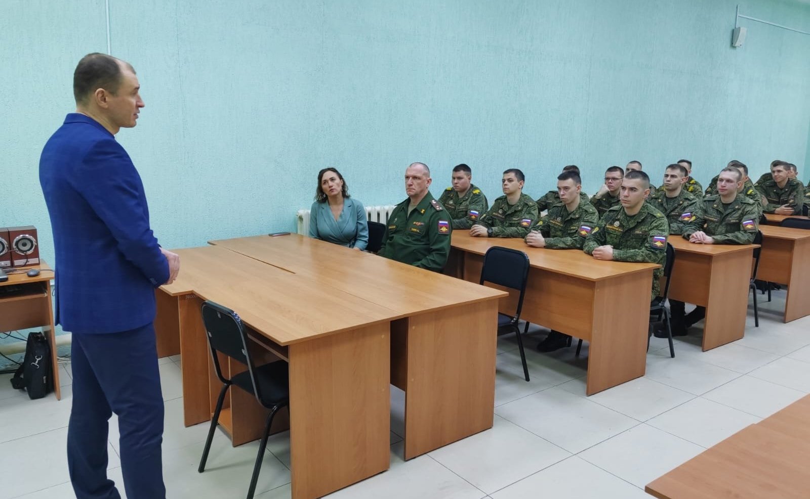 Дмитрий Перминов в ходе поездки в регион посетил Институт военно-технического образования ОмГТУ