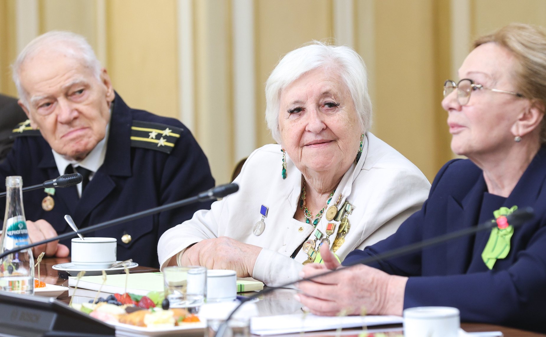 Встреча Председателя Совета Федерации Валентины Матвиенко с делегацией общества «Жители блокадного Ленинграда» Санкт-Петербурга