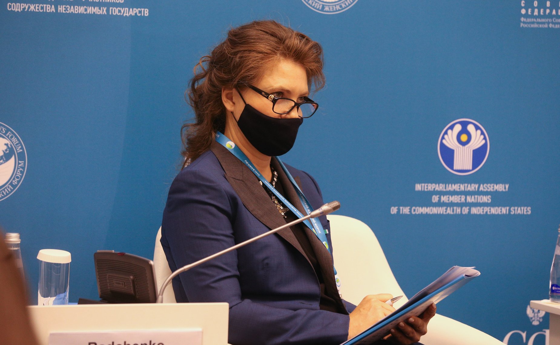 Дискуссионная сессия «Развитие и поддержка гражданских активностей и общественных институтов как основное условие успешной государственной политики. Международный опыт государственно-общественного взаимодействия»