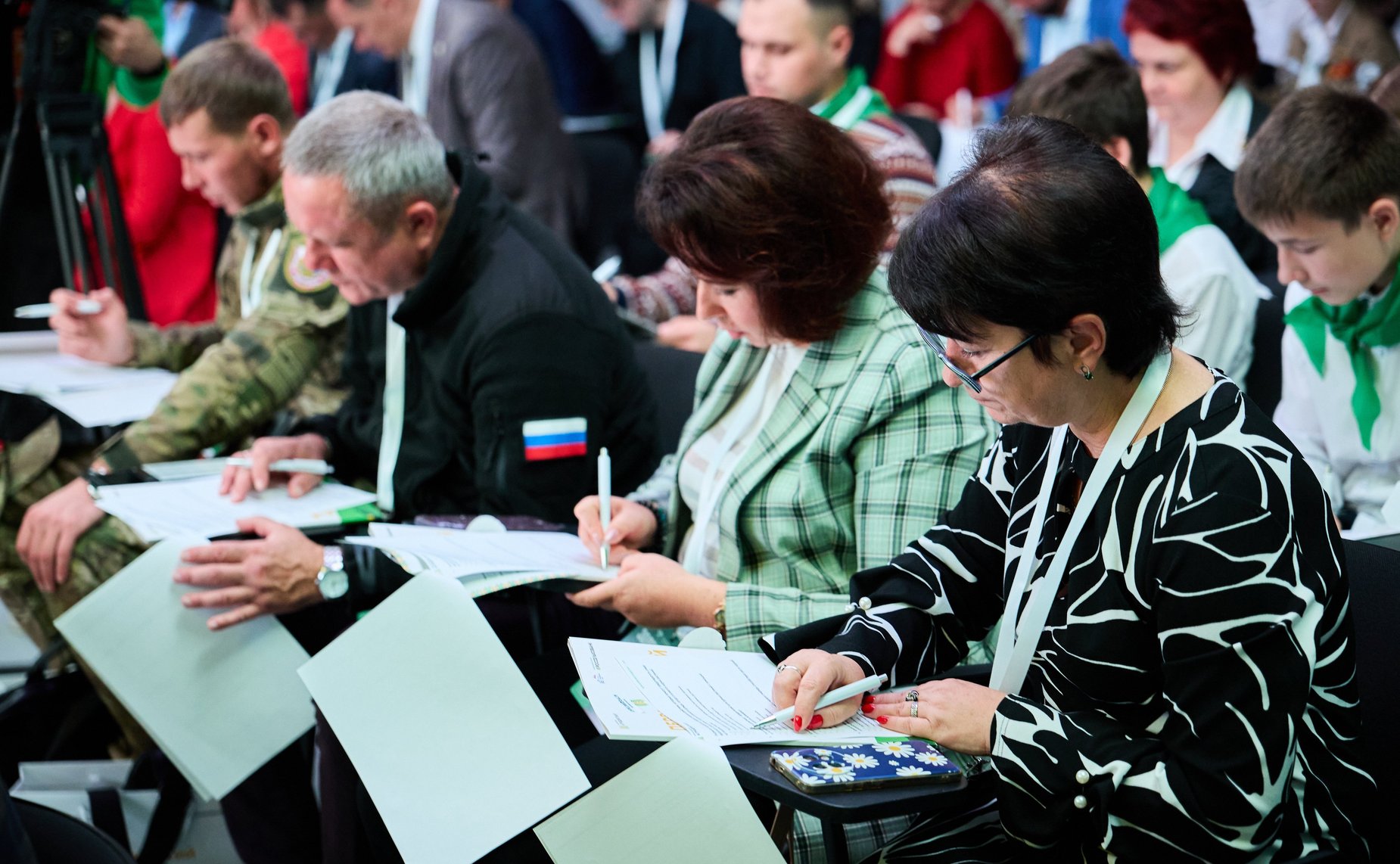 Александр Двойных принял участие в церемонии открытия «Первого Всероссийского агродиктанта», приуроченного ко Дню работника сельского хозяйства и перерабатывающей промышленности