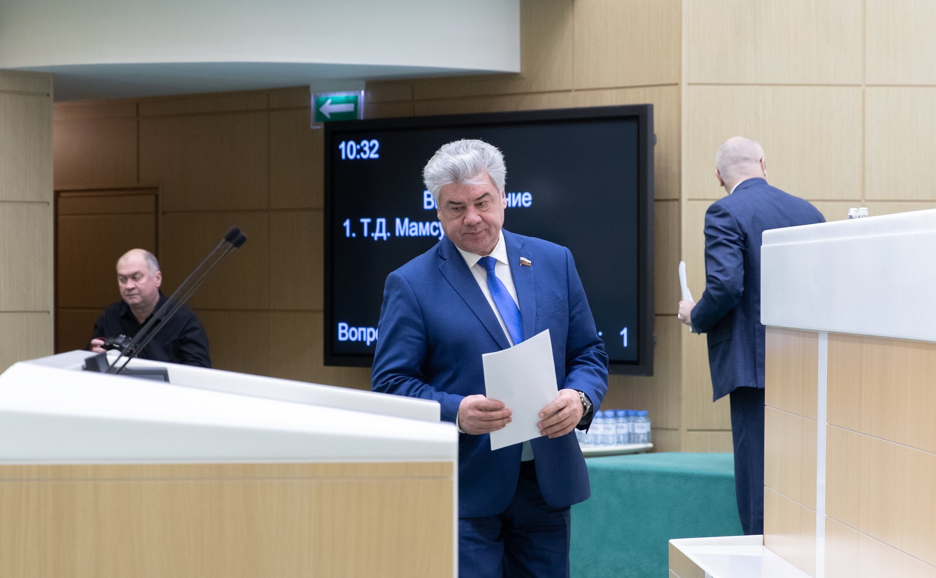 Виктор Бондарев