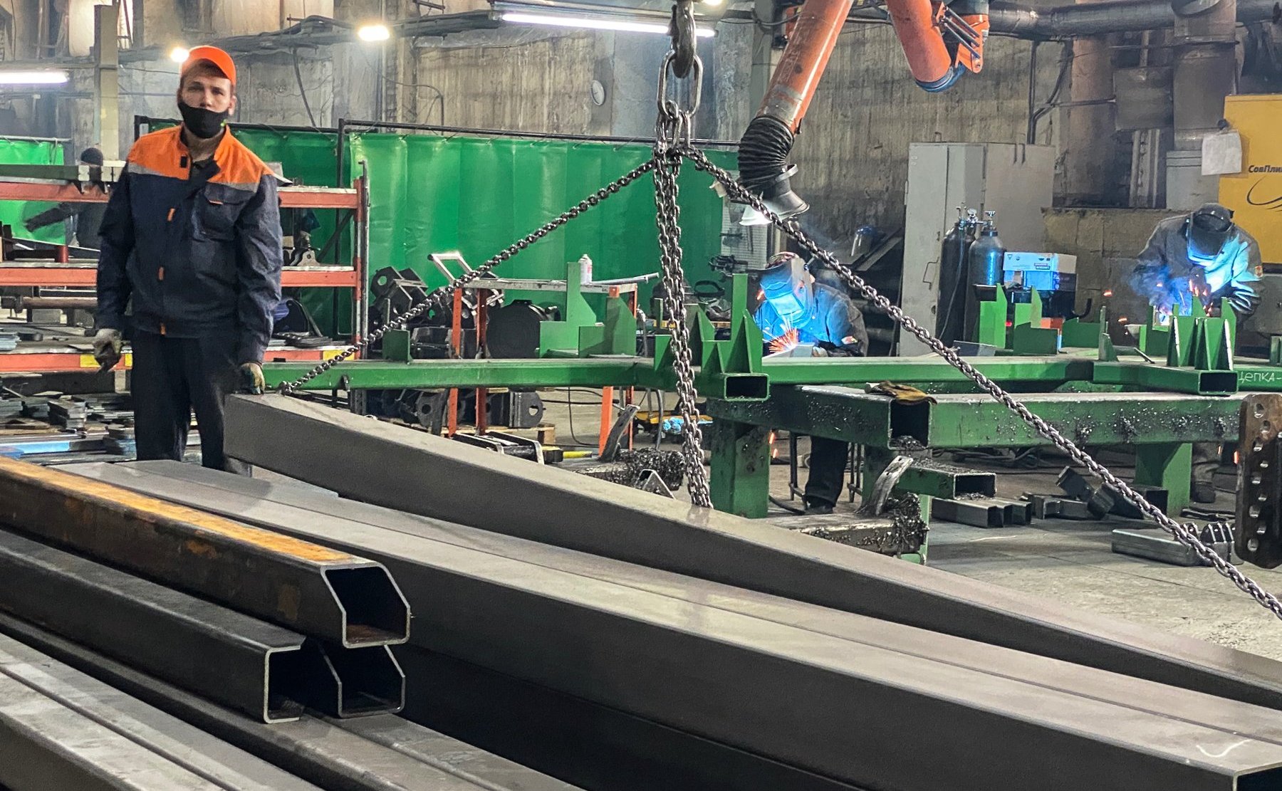 Сенаторы посетили АО Алтайский завод сельскохозяйственного машиностроения