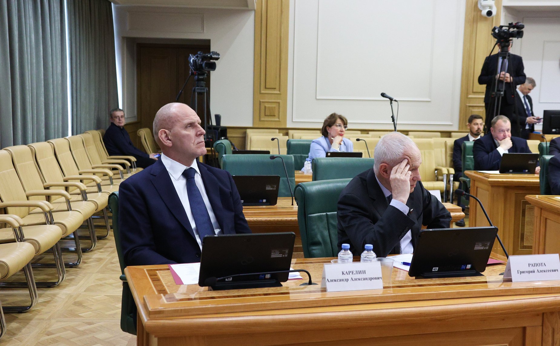 На заседании Комитета СФ по международным делам проведены консультации по предложенной Президентом РФ кандидатуре на должность Министра иностранных дел РФ