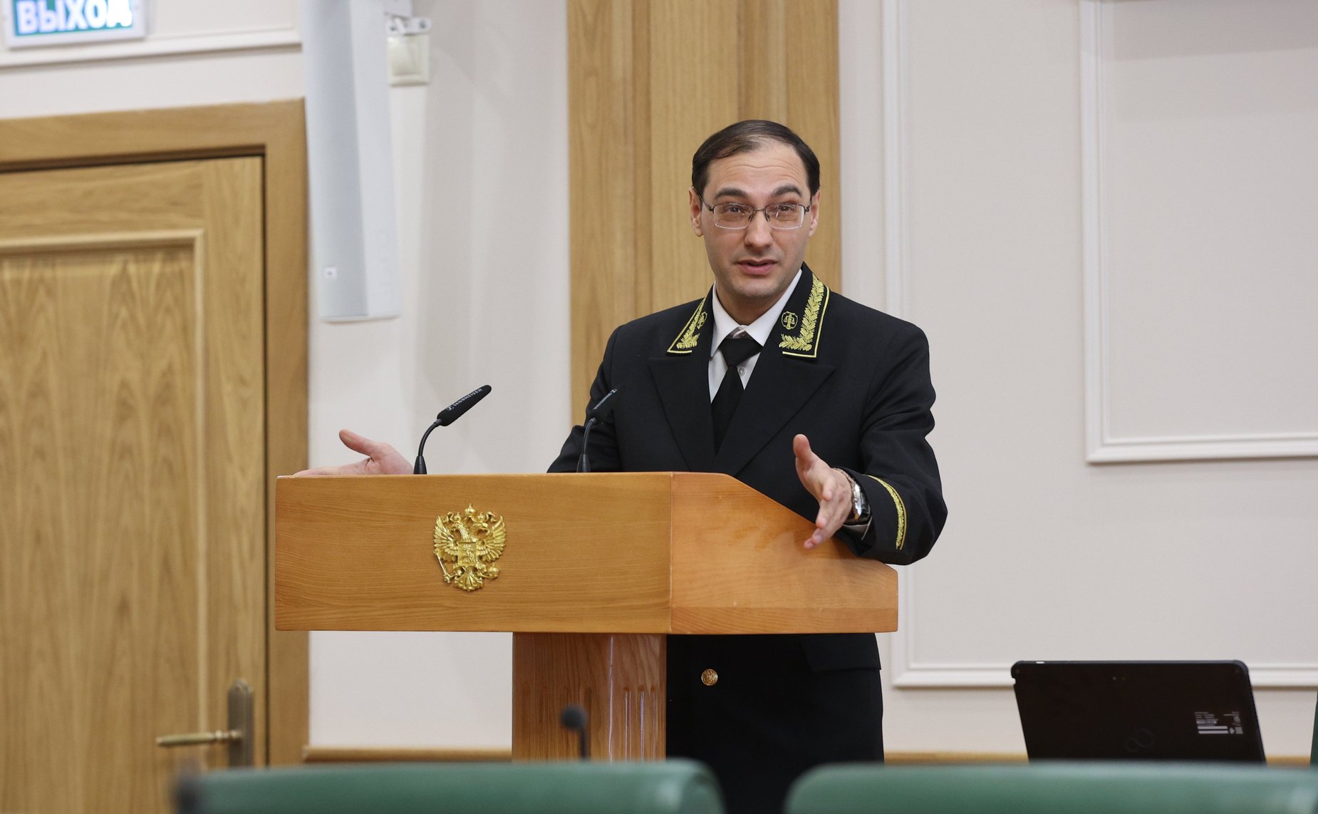 Заседание Комитета СФ по конституционному законодательству и государственному строительству