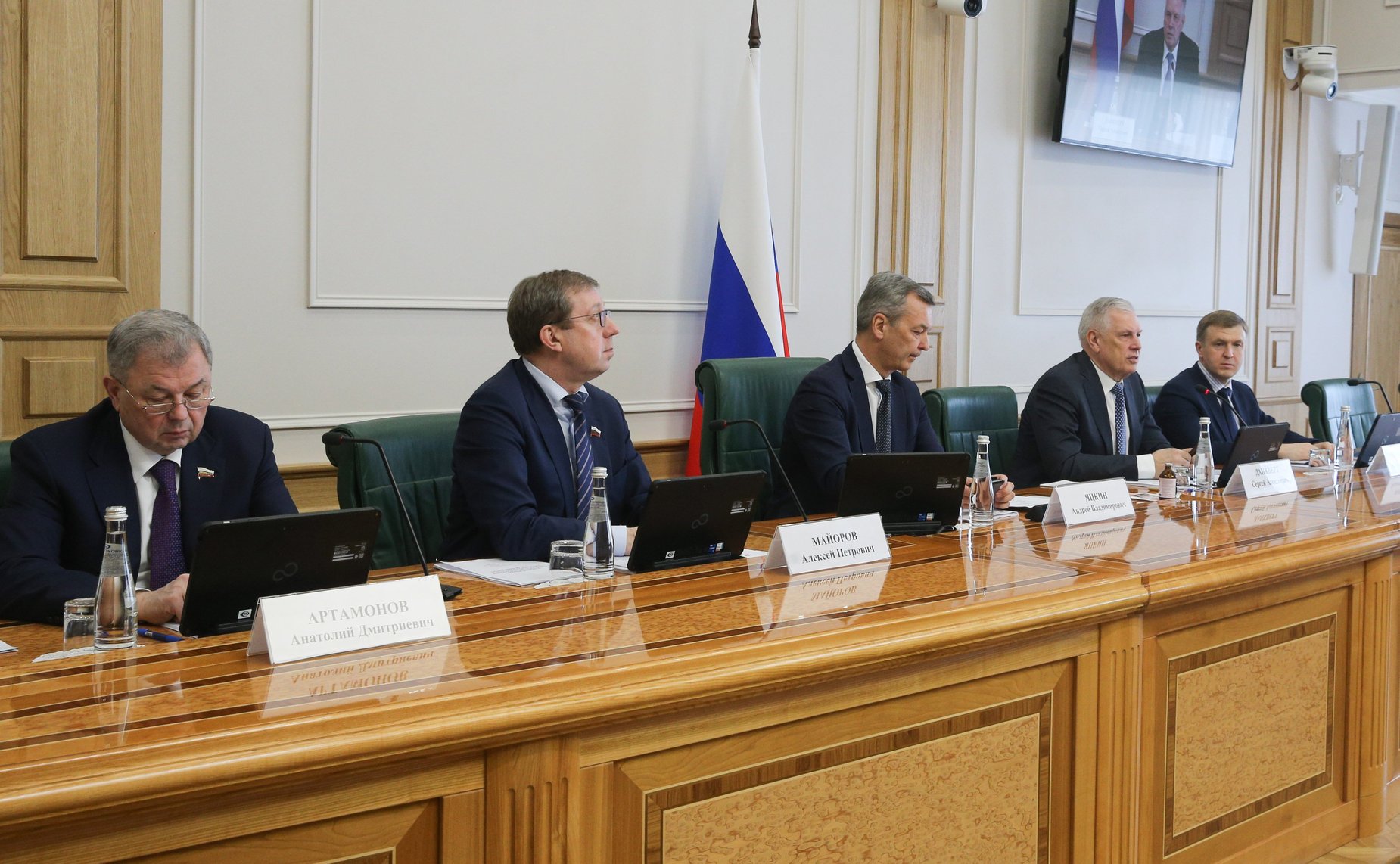 Встреча сенаторов Российской Федерации с руководителем Федеральной службы по ветеринарному и фитосанитарному надзору Сергеем Данквертом в формате «Открытого диалога»