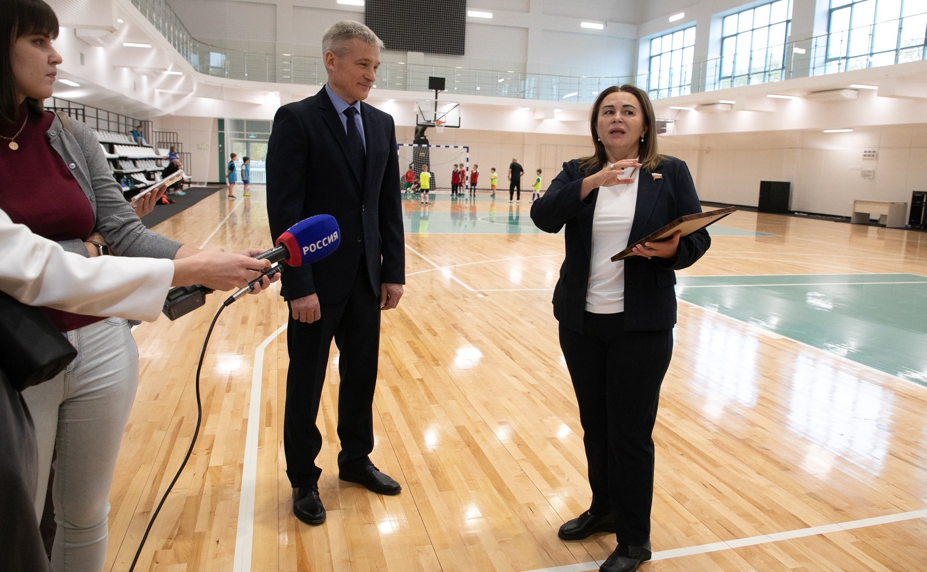 Сенаторы посетили Центр физкультурной и спортивной работы «Олимпия» Тюменского муниципального района