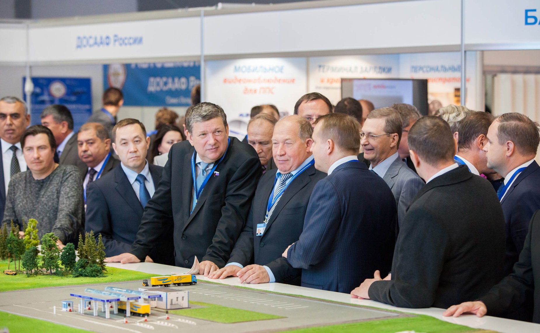 Форум безопасность на дорогах открытие выставки-11