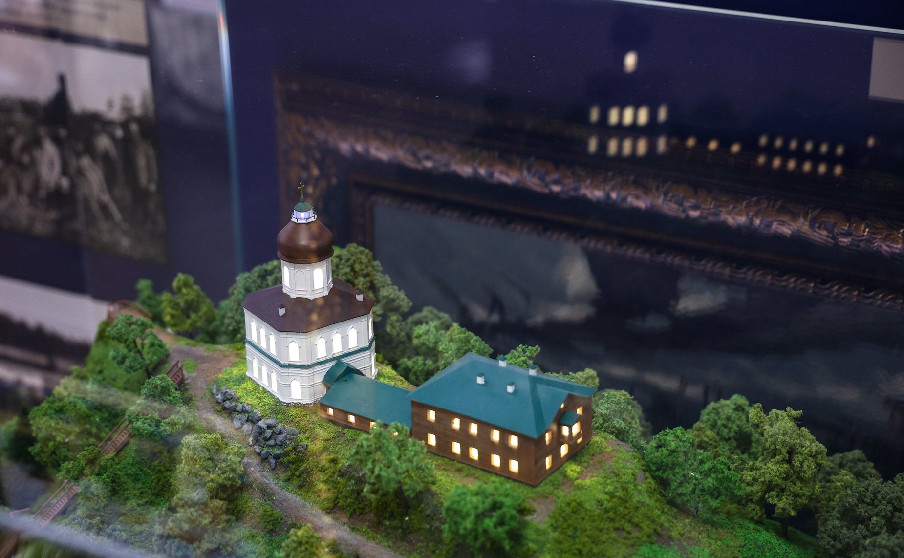 Выставка экспонатов Музея Русского Патриаршества на экспозиции «Люди Церкви: история одного рода»