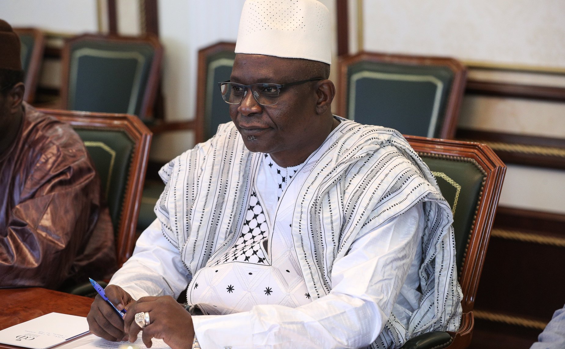 Встреча председателя Комитета СФ по международным делам Григория Карасина с Чрезвычайным и Полномочным Послом Республики Мали в РФ Х. Самаке