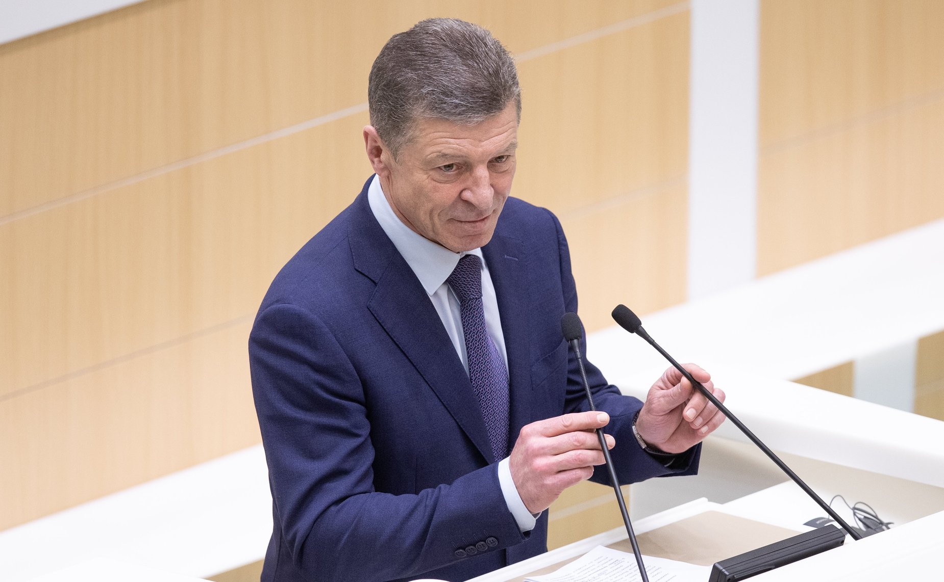 Дмитрий Козак