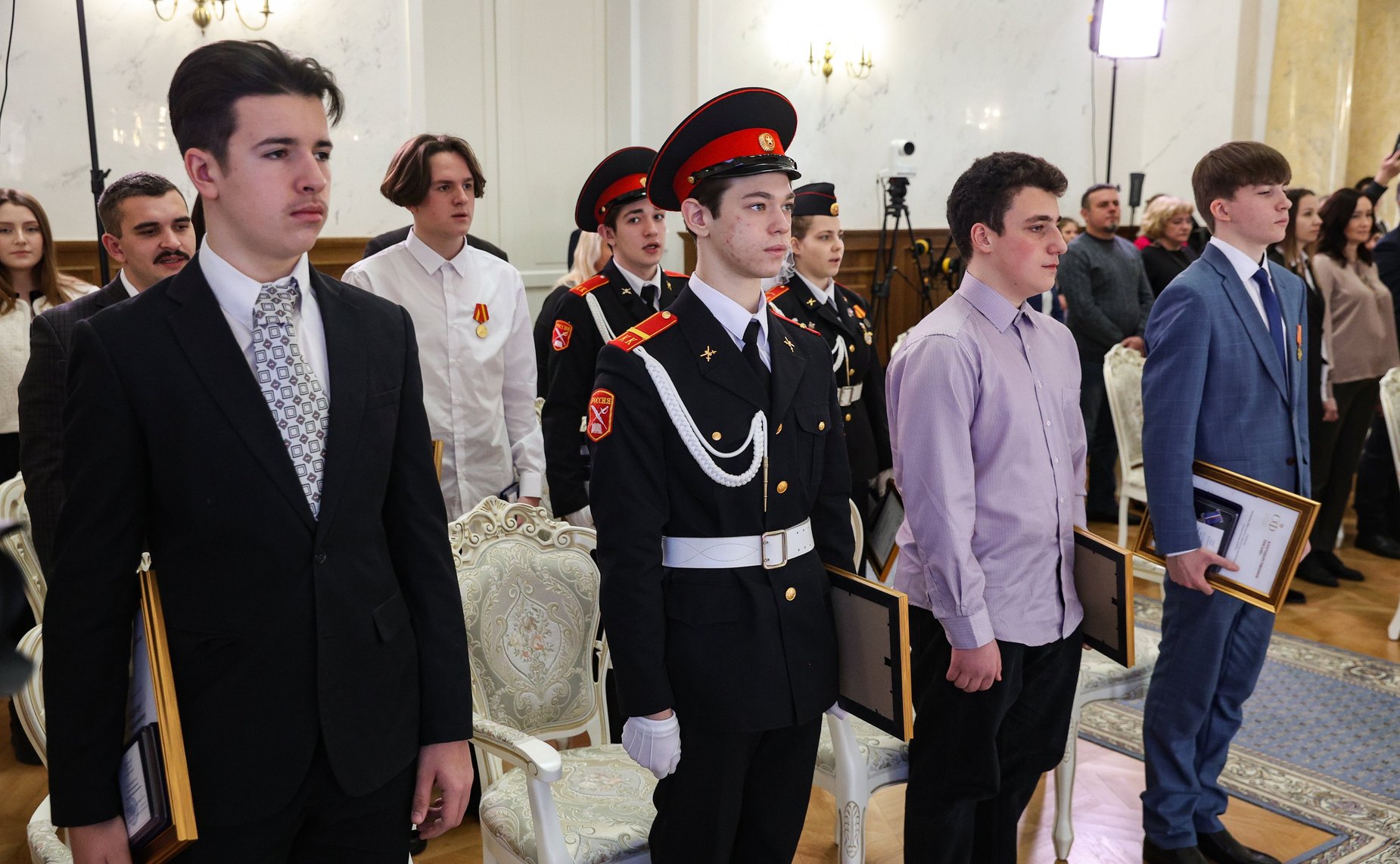 Торжественная церемония награждения детей Москвы медалью Совета Федерации «За проявленное мужество»