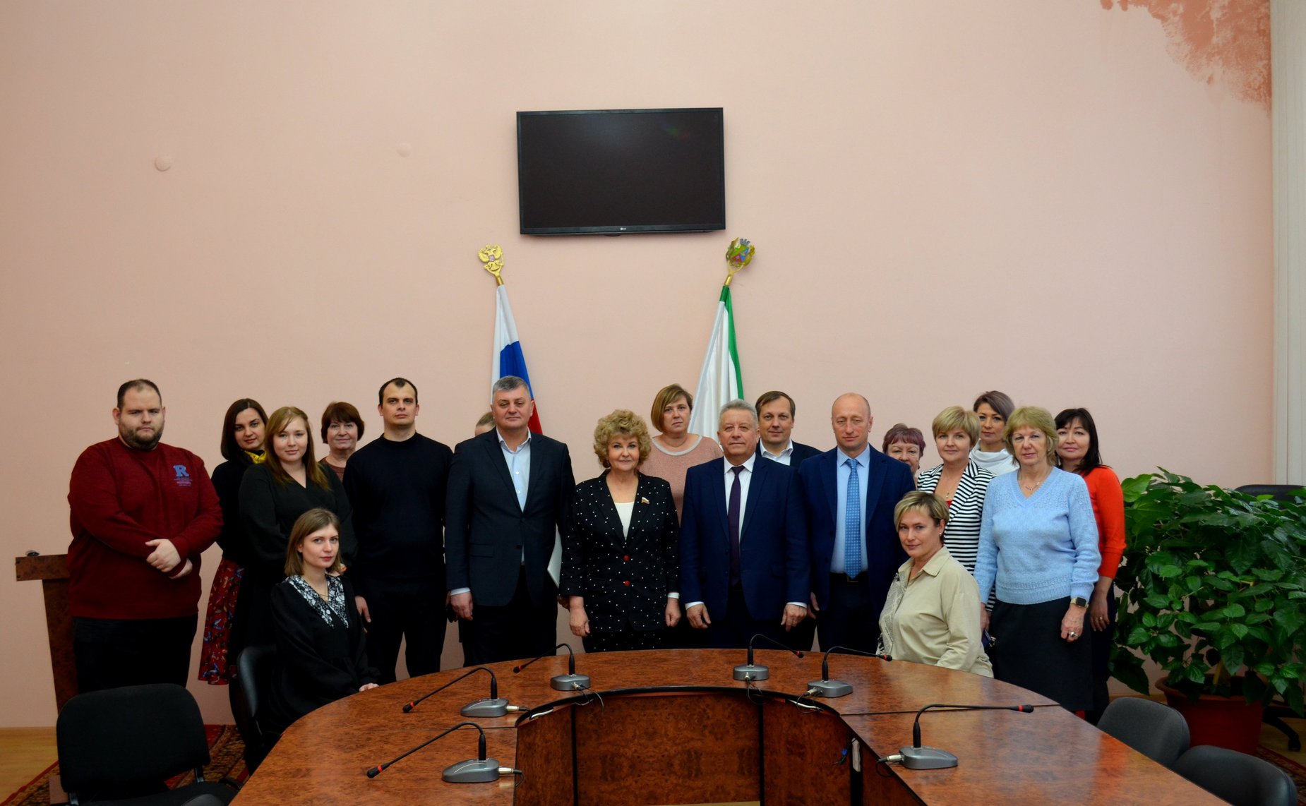 Нина Куликовских в рамках работы в регионе посетила муниципальное образование «Ярцевский район»