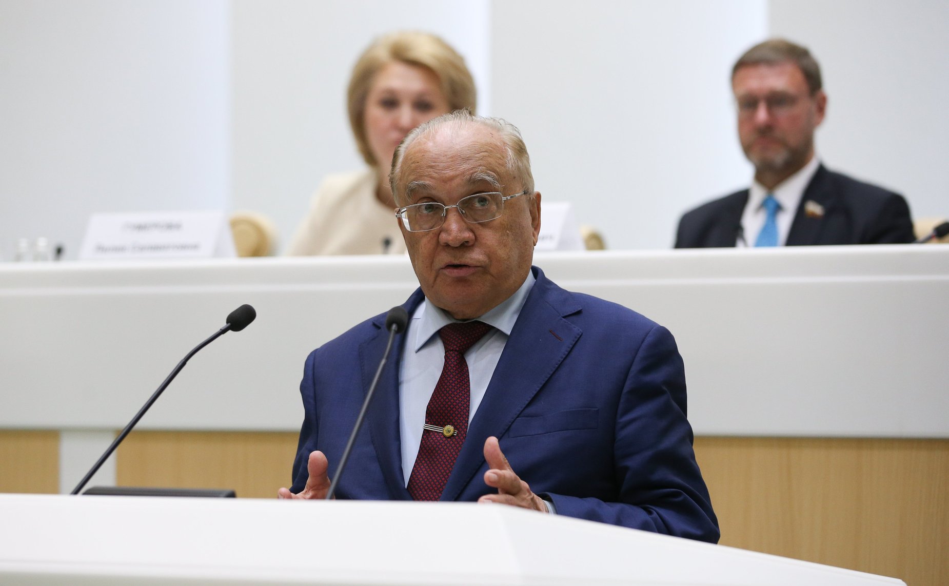 Парламентские слушания на тему «Научный кадровый потенциал страны: состояние, тенденции развития и инструменты роста»