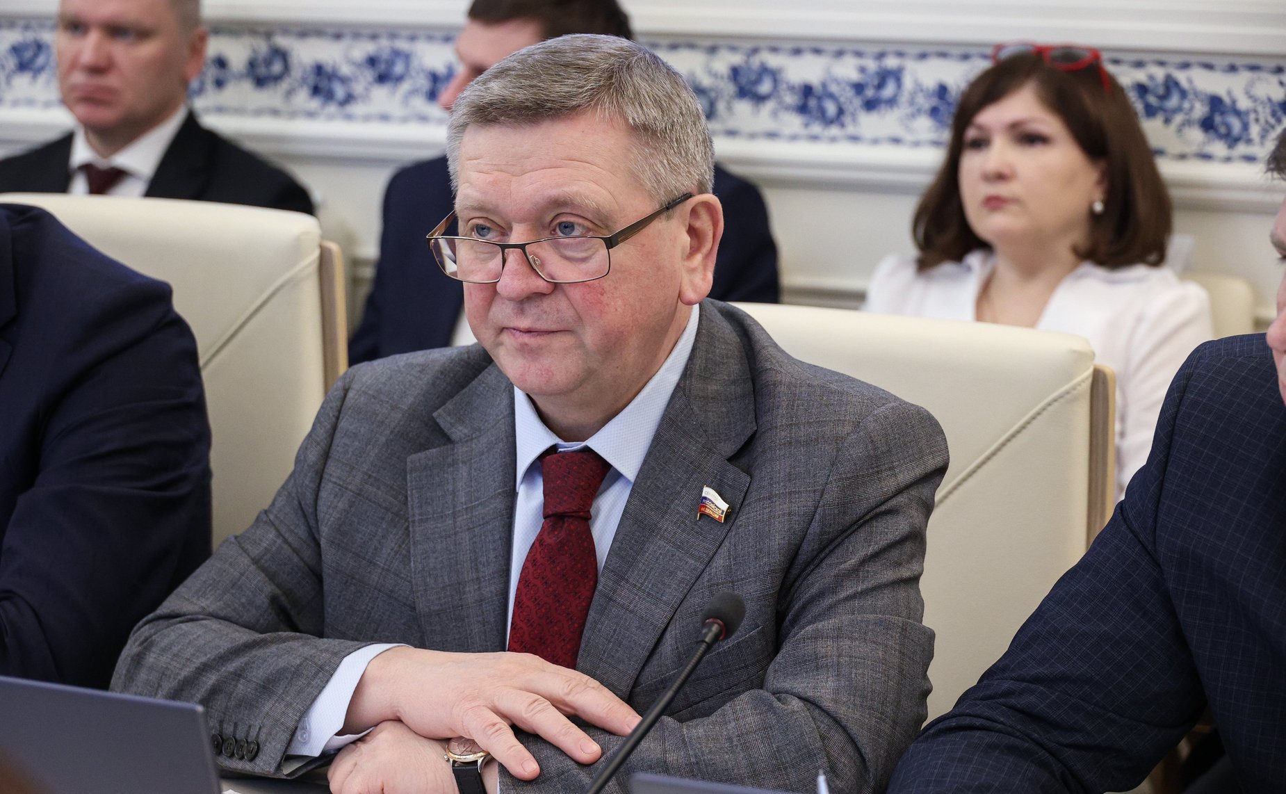 Александр Лутовинов