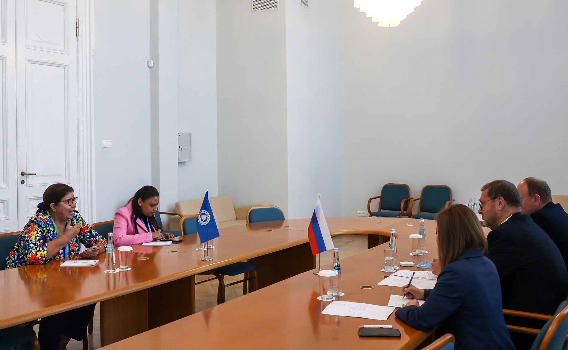 Встреча Константина Косачева с представителями Центральноамериканского парламента (ПАРЛАСЕН) Лиссет АРИАС и Аидой Бланко