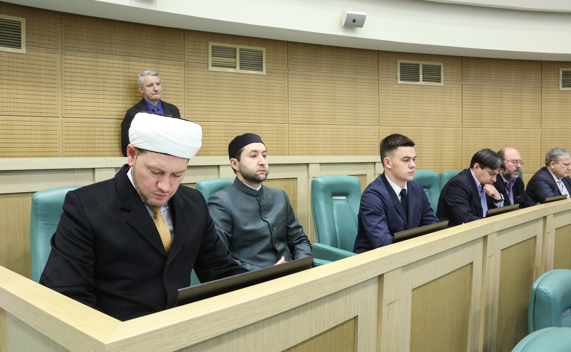 Пленарное заседание ХII Рождественских парламентских встреч