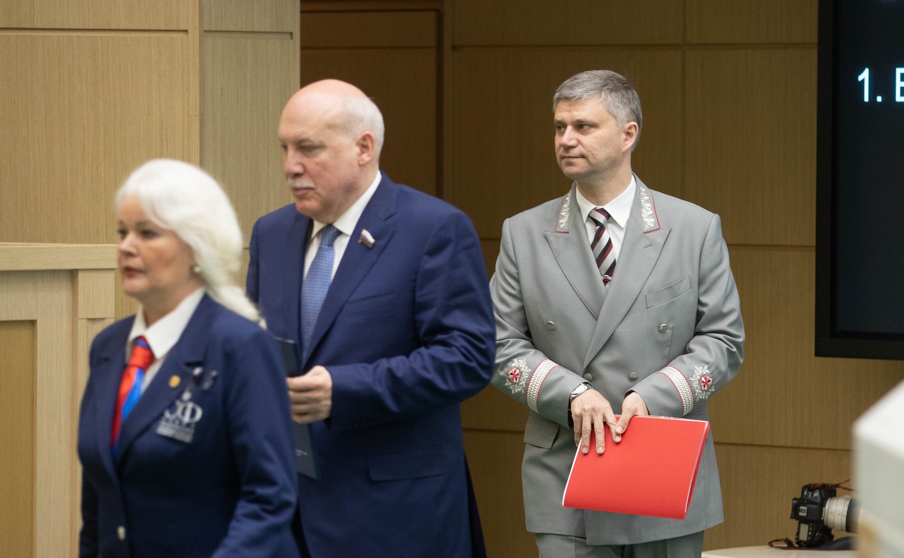 О. Белозеров