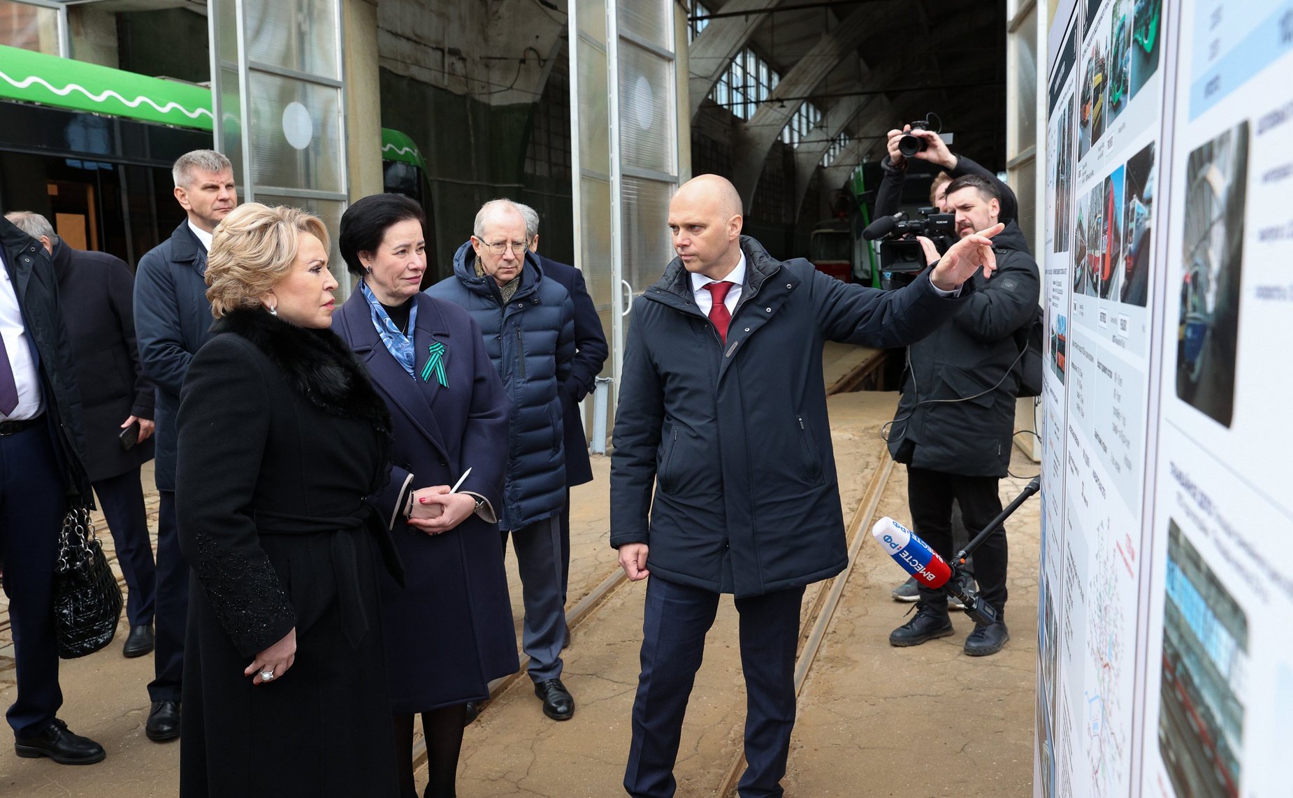 Валентина Матвиенко ознакомилась с работой трамвайного депо муниципального казённого предприятия «КалининградГорТранс»