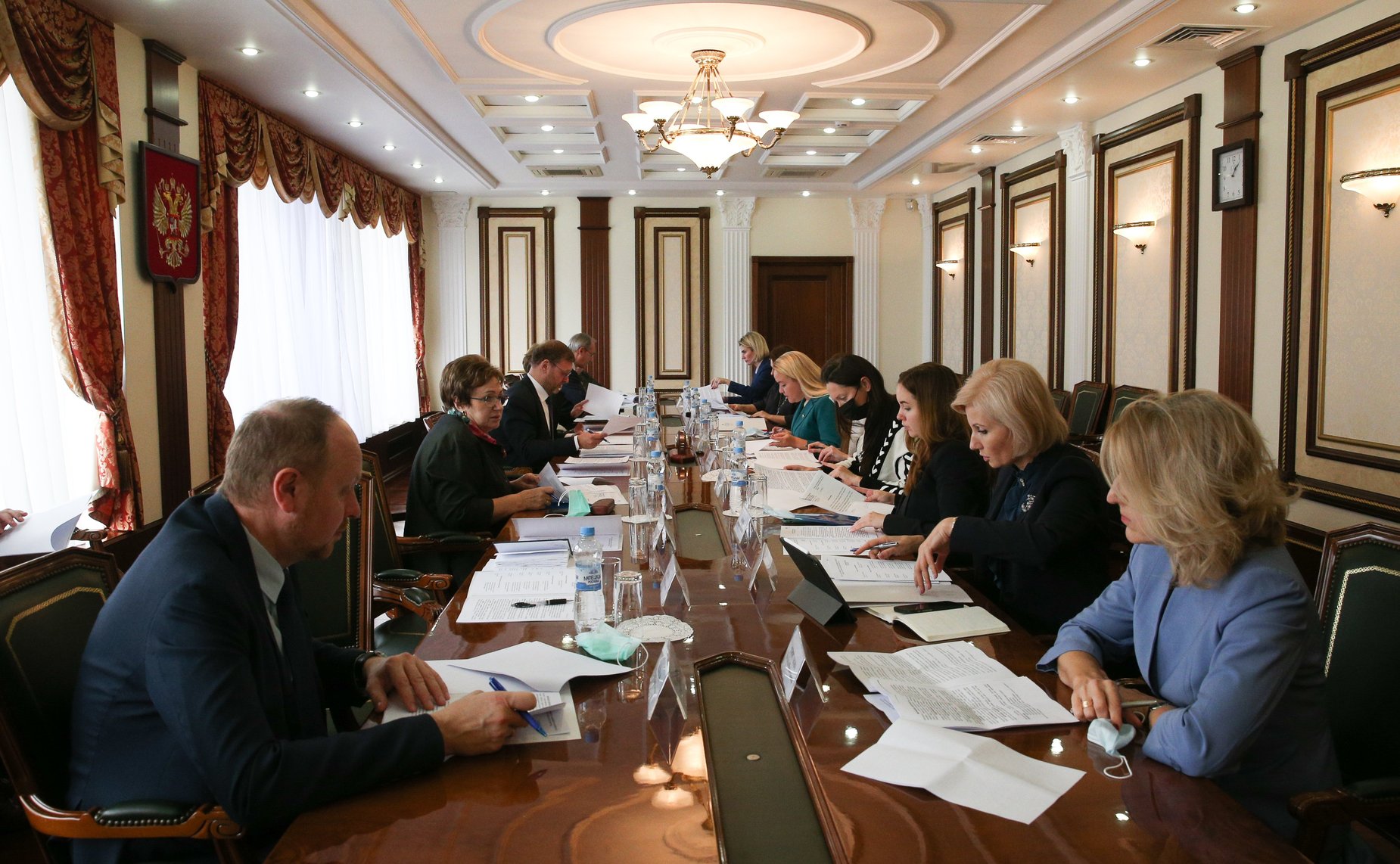 Заместитель Председателя Совета Федерации Константин Косачев провел заседание редакционного комитета Третьего Евразийского женского форума